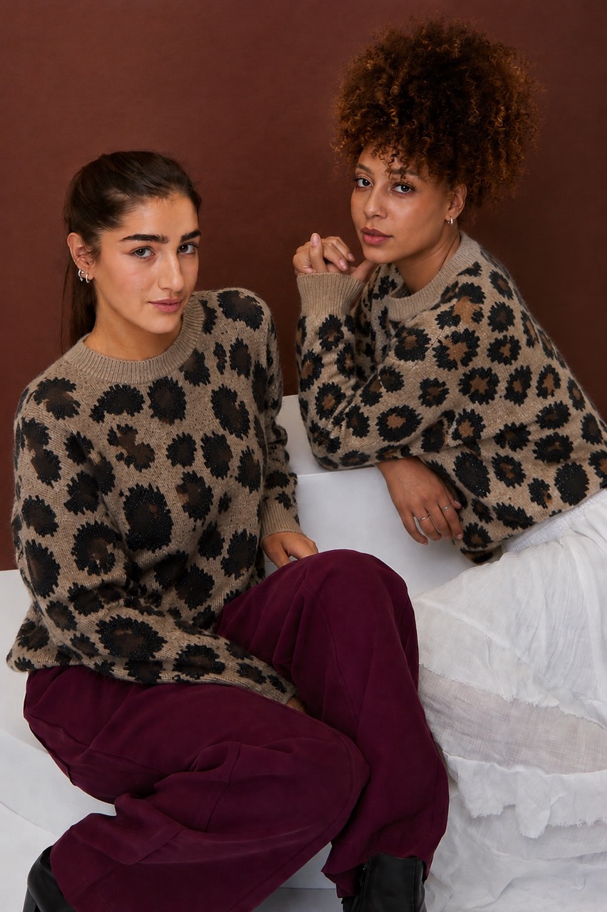 SWEATER PRINT JUNTAS de tamaño grande